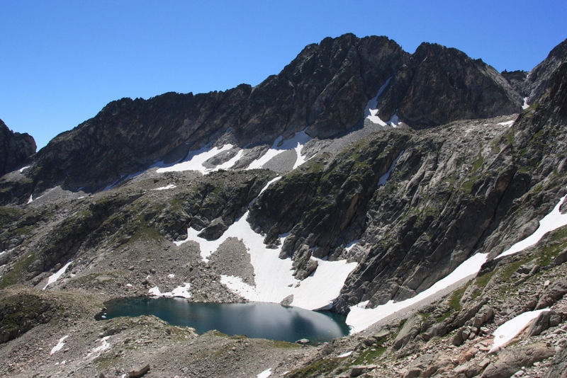 Lac de la crete de Cambales